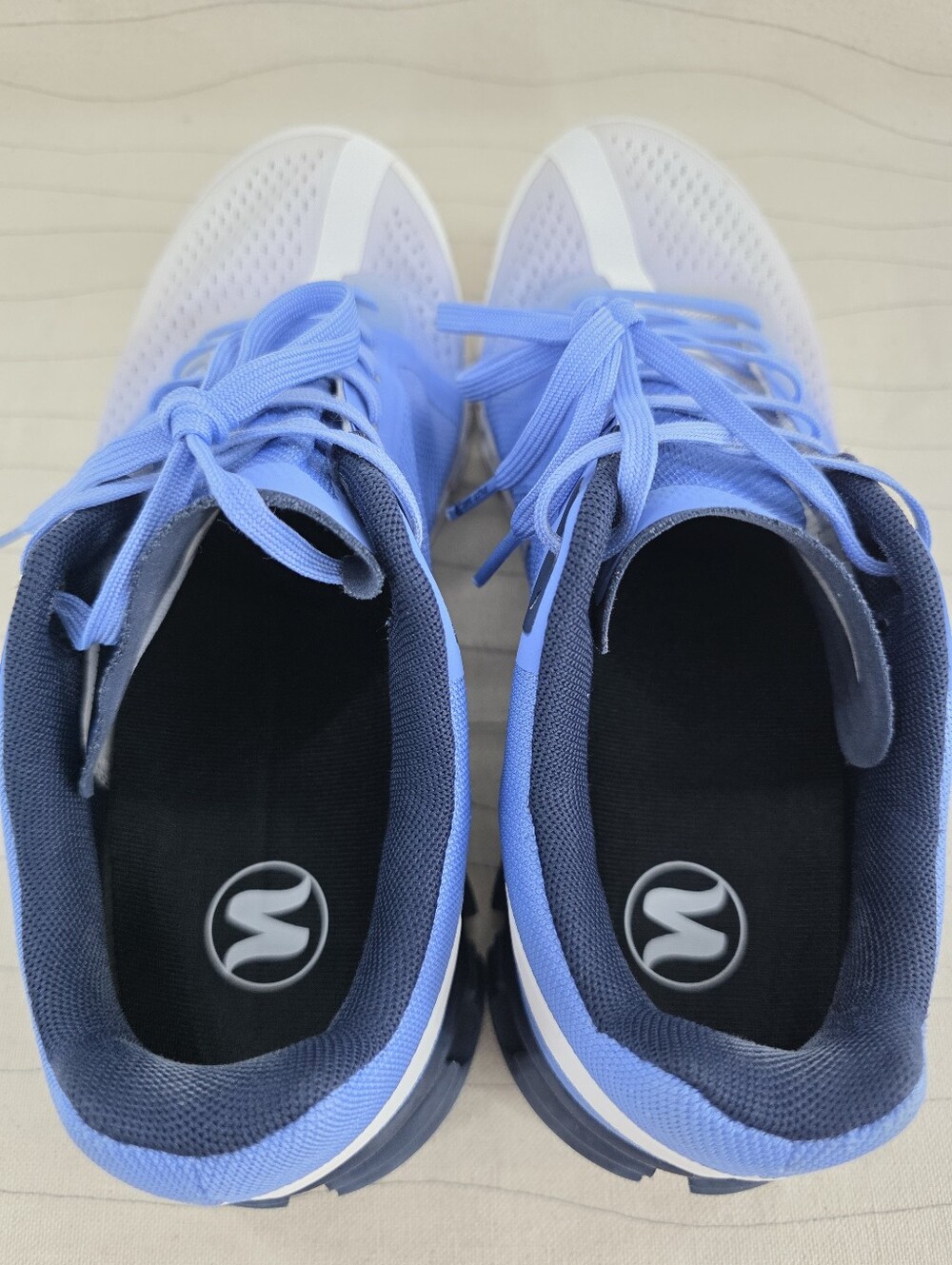On Running Womens Cloudflow Blue White CloudTec Sneaker Shoes 35.99233 Size 8.5 - Picture 13 of 14